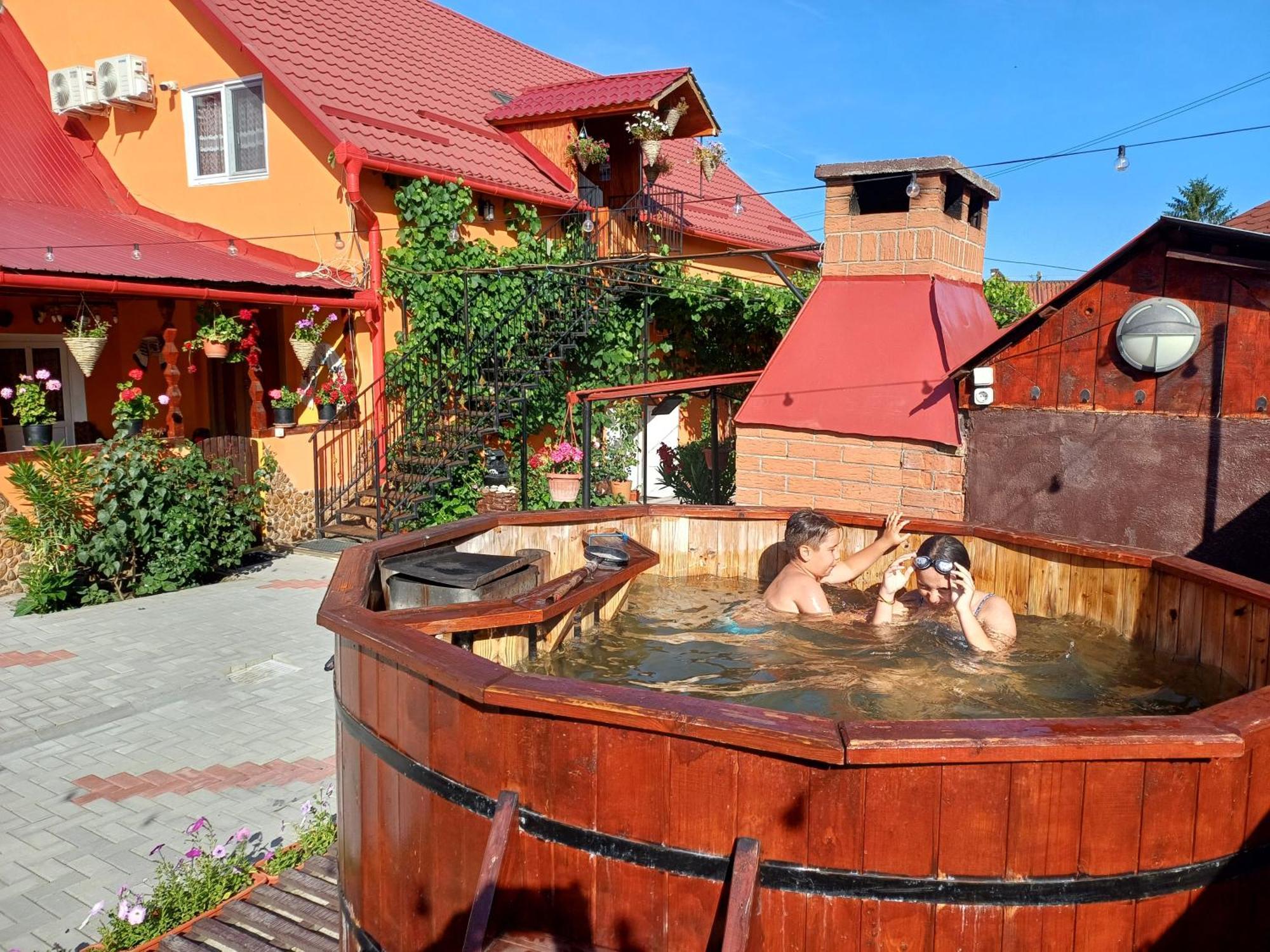 Casa Florilor Barcut Daire Dış mekan fotoğraf